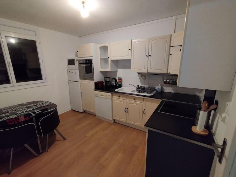 Appartement Courbaril A Nantes Exterior foto